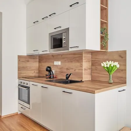 Prague Days - Modern Apartments W Easy City Access Exterior photo